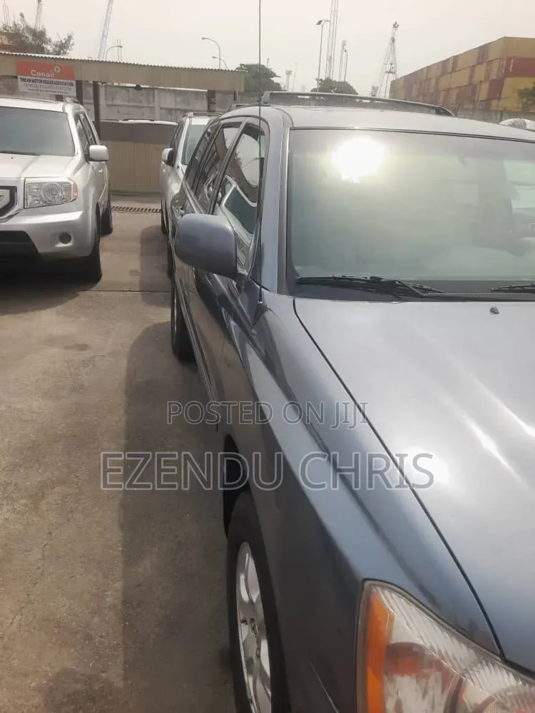 Toyota Highlander 2003 Gray