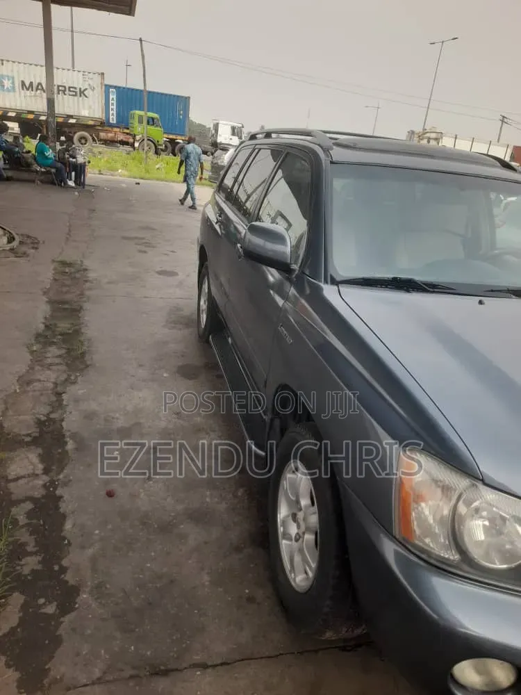 Toyota Highlander 2003 Gray
