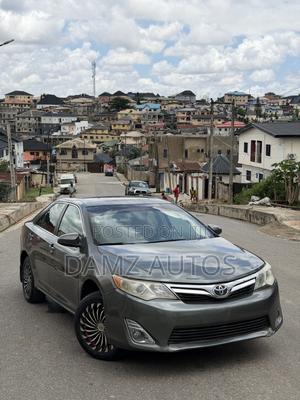 Toyota Camry XLE 4dr Sedan (2.5L 4cyl 6A) 2012 Green
