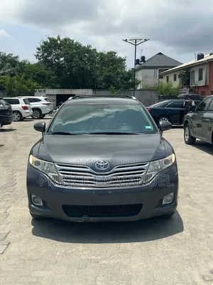Toyota Venza AWD 2011 Gray