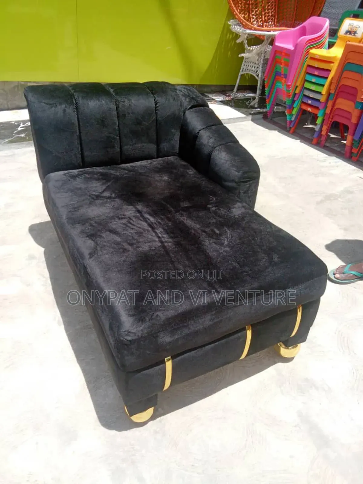 Quality Relaxing Sofa Chair