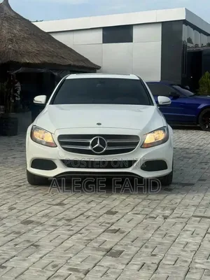 Mercedes-Benz C300 2018 White