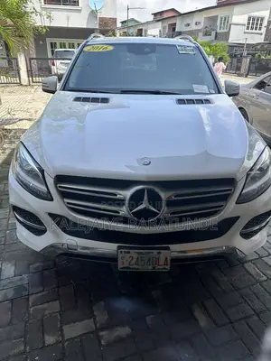 Mercedes-Benz GLE-Class GLE 350d 4MATIC 2016 White