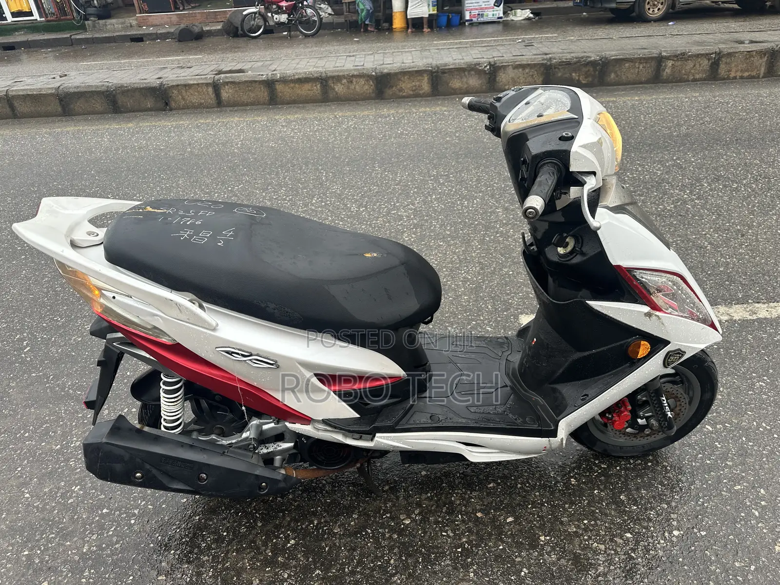 Kymco 2019 White