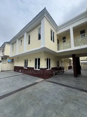3bdrm Duplex in Gwarinpa for rent