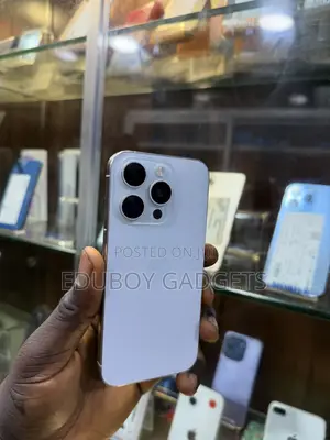 Apple iPhone 15 Pro 256 GB White