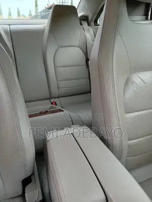 Mercedes-Benz E350 Base 4dr Sedan RWD (3.5L 6cyl 7A) 2010 Green