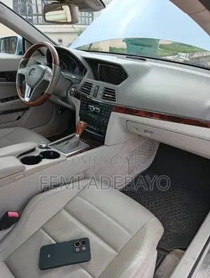 Mercedes-Benz E350 Base 4dr Sedan RWD (3.5L 6cyl 7A) 2010 Green