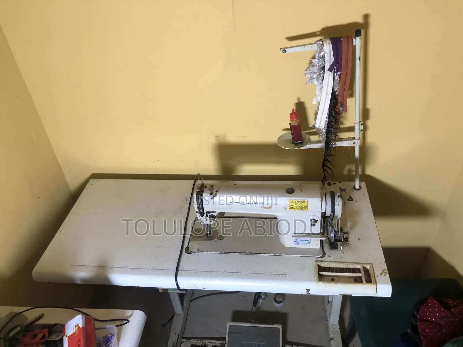 Industrial Sewing Machine