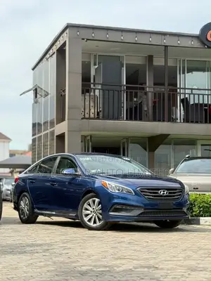 Hyundai Sonata Limited Sedan FWD (2.4L 4cyl 6A) 2016 Blue