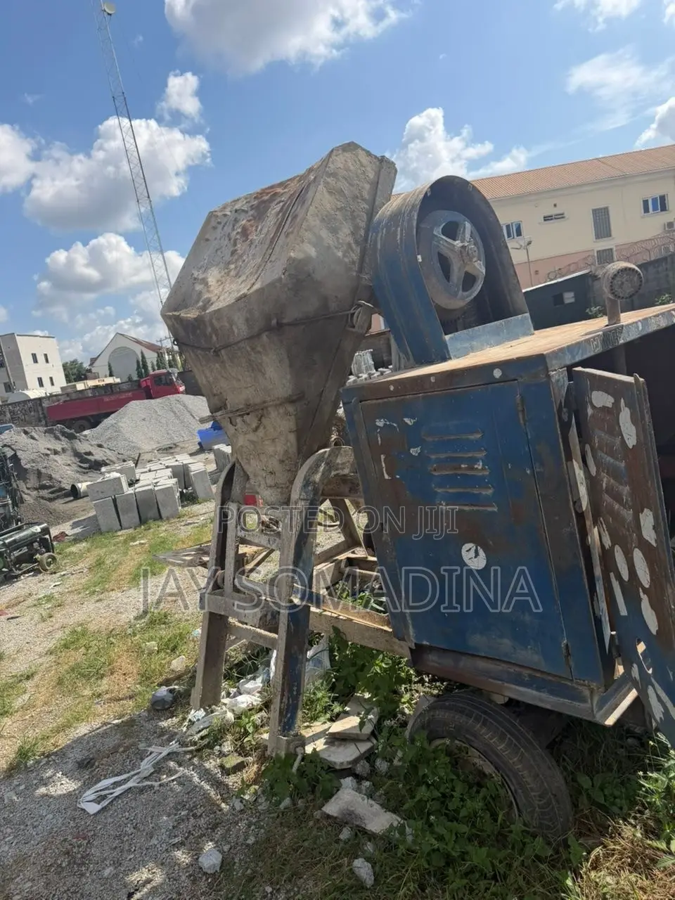 Upper Layer Concrete Mixer