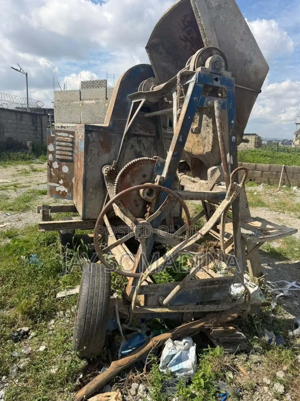 Upper Layer Concrete Mixer