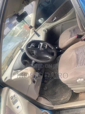 Nissan Almera Tino 2002 Blue