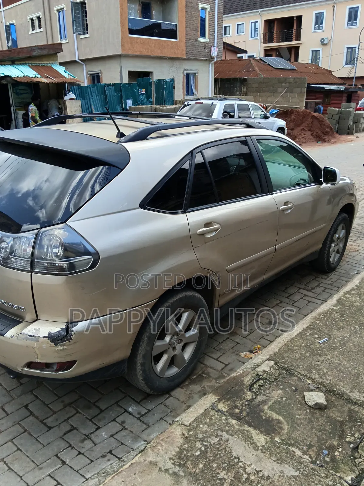 Lexus RX 330 2004 Gold