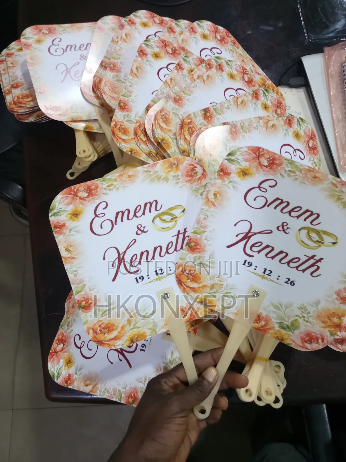 Customized Hand Fans for Wedding