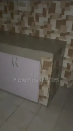 3bdrm Block of Flats in Eunice Properties, Benin City for rent
