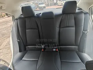 Toyota Corolla SE 2024 White