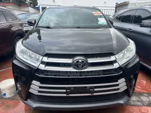 Toyota Highlander XLE 2019 Black