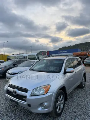 Toyota RAV4 2.5 Limited 4x4 2011 Silver