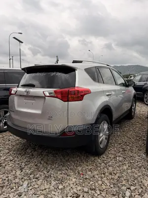 Toyota RAV4 2014 Silver