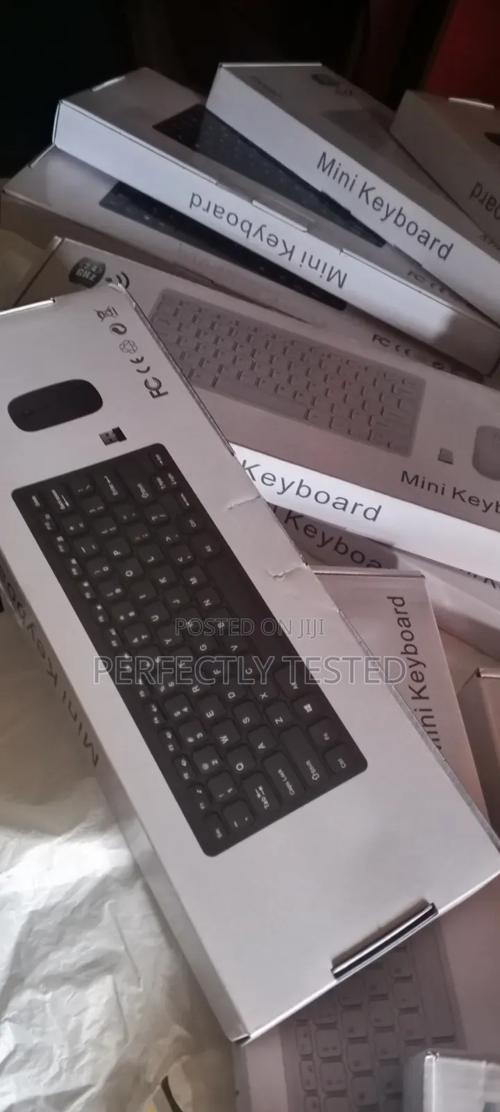 Wireless Keyboard With Wireless Mouse