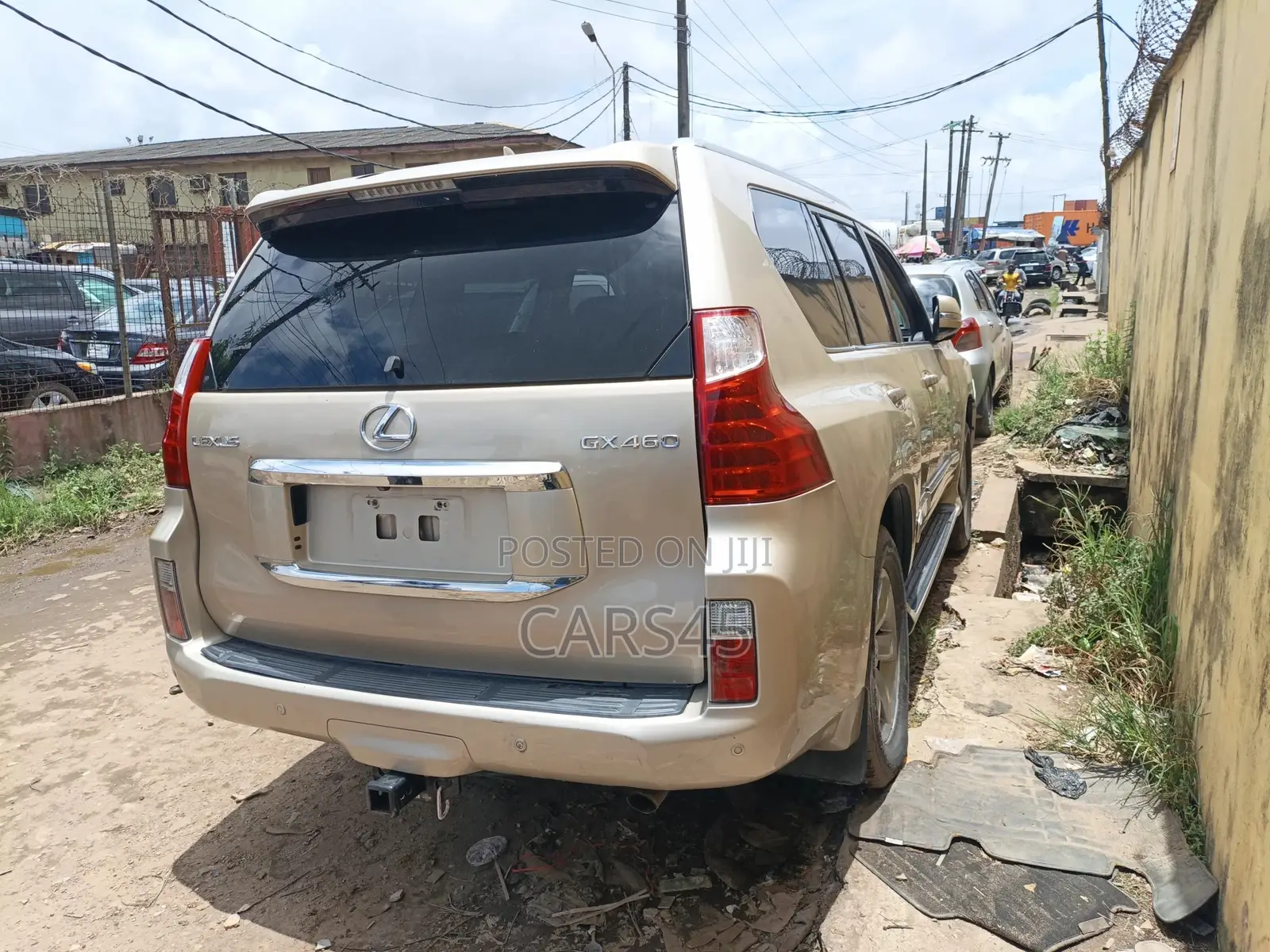 Lexus GX 2013 Gold
