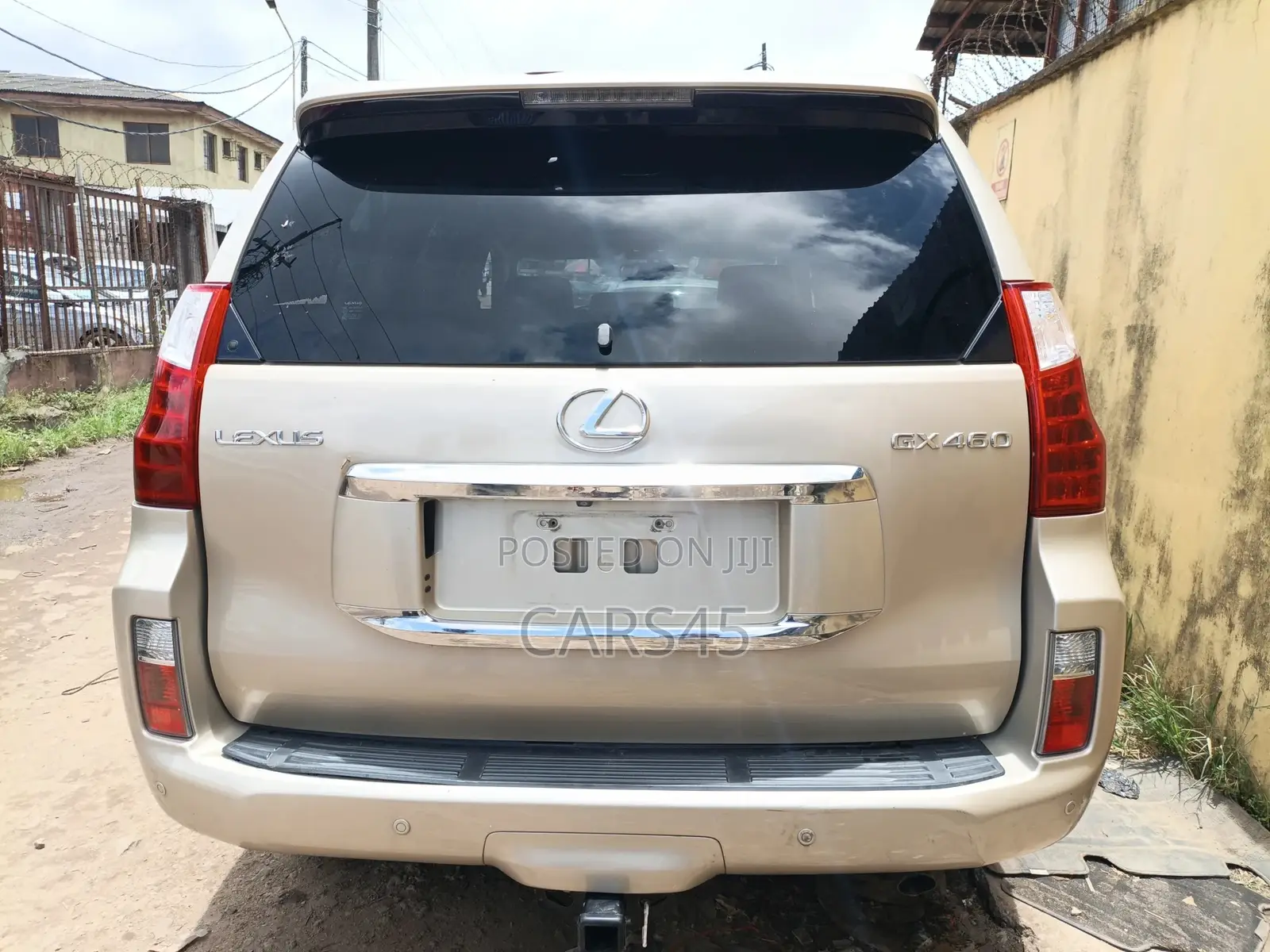 Lexus GX 2013 Gold