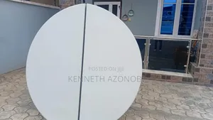 Banquet Table
