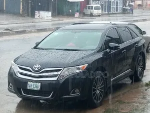 Toyota Venza Limited 2010 Black