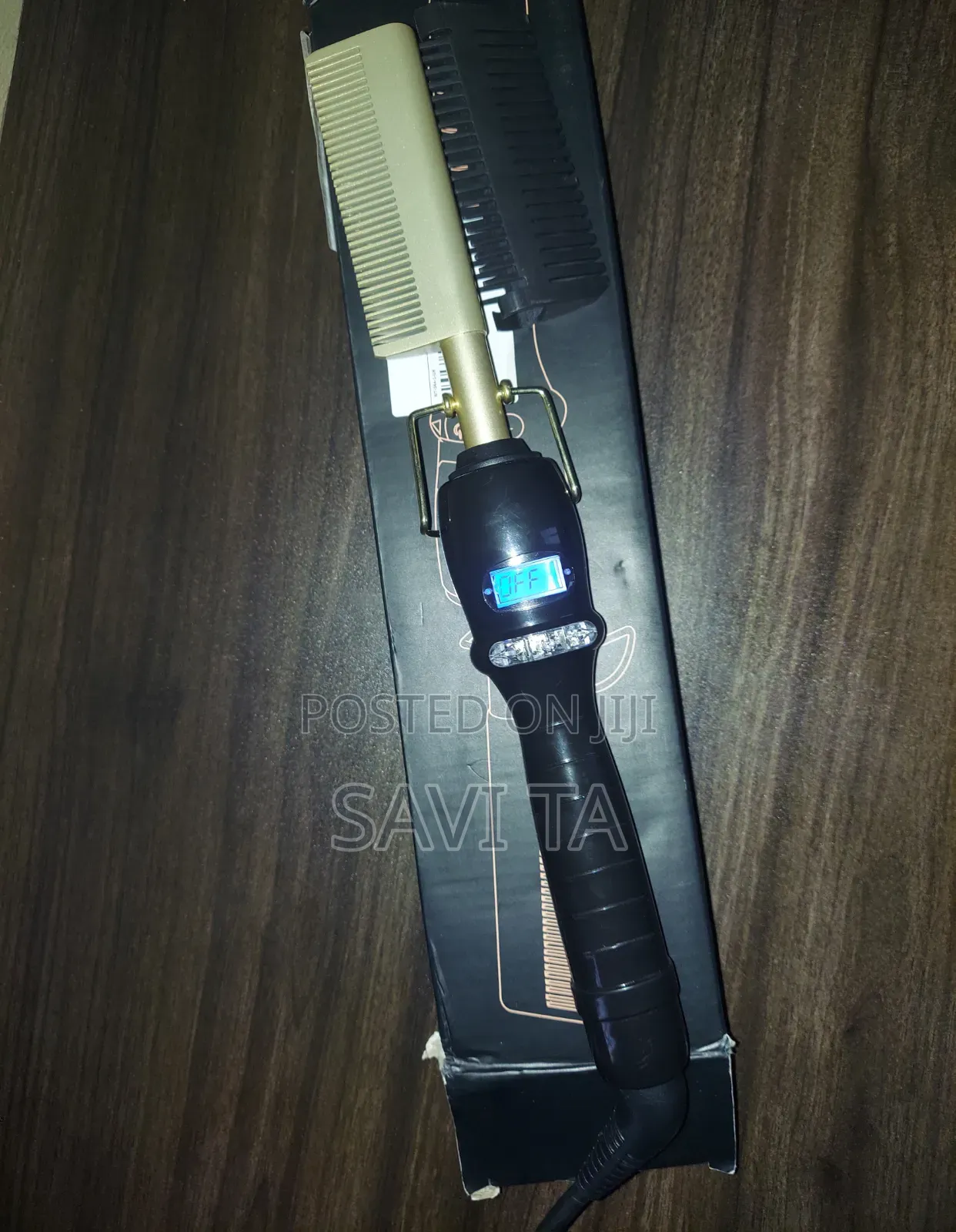 Hot Straightening Comb