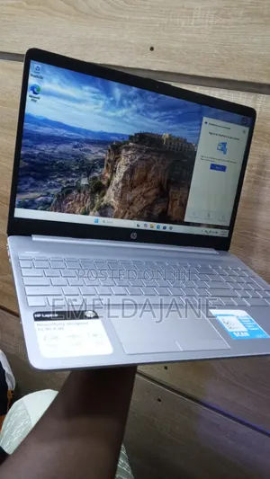 Laptop Dell Latitude 7400 8GB Intel Core i5 SSD 256GB