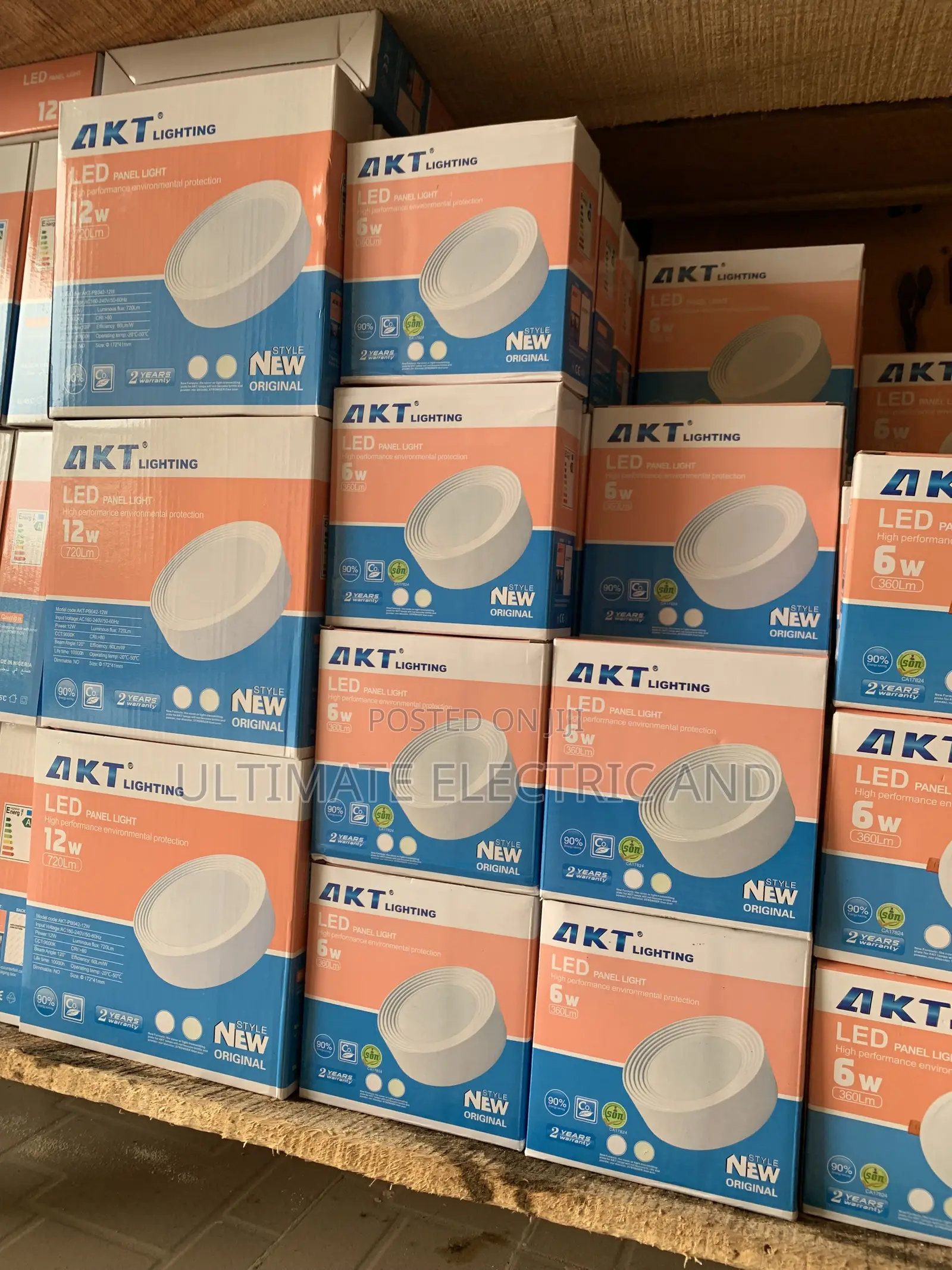AKT Surface Light 12w