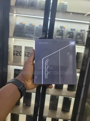 New Samsung Galaxy Z Fold7 512 GB Blue