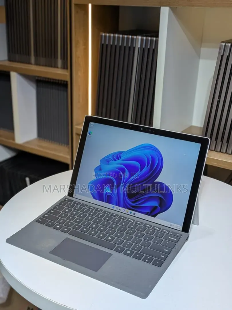 Laptop Microsoft Surface Pro 7+ 8GB Intel Core i5 SSD 256GB