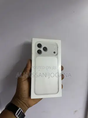 New Apple iPhone 17 Pro Max 256 GB Silver