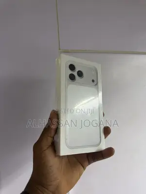 New Apple iPhone 17 Pro Max 256 GB Silver