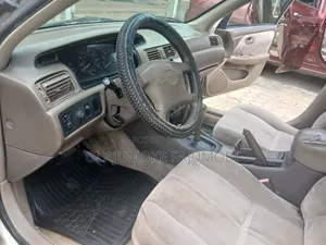 Toyota Camry 2000 Gold