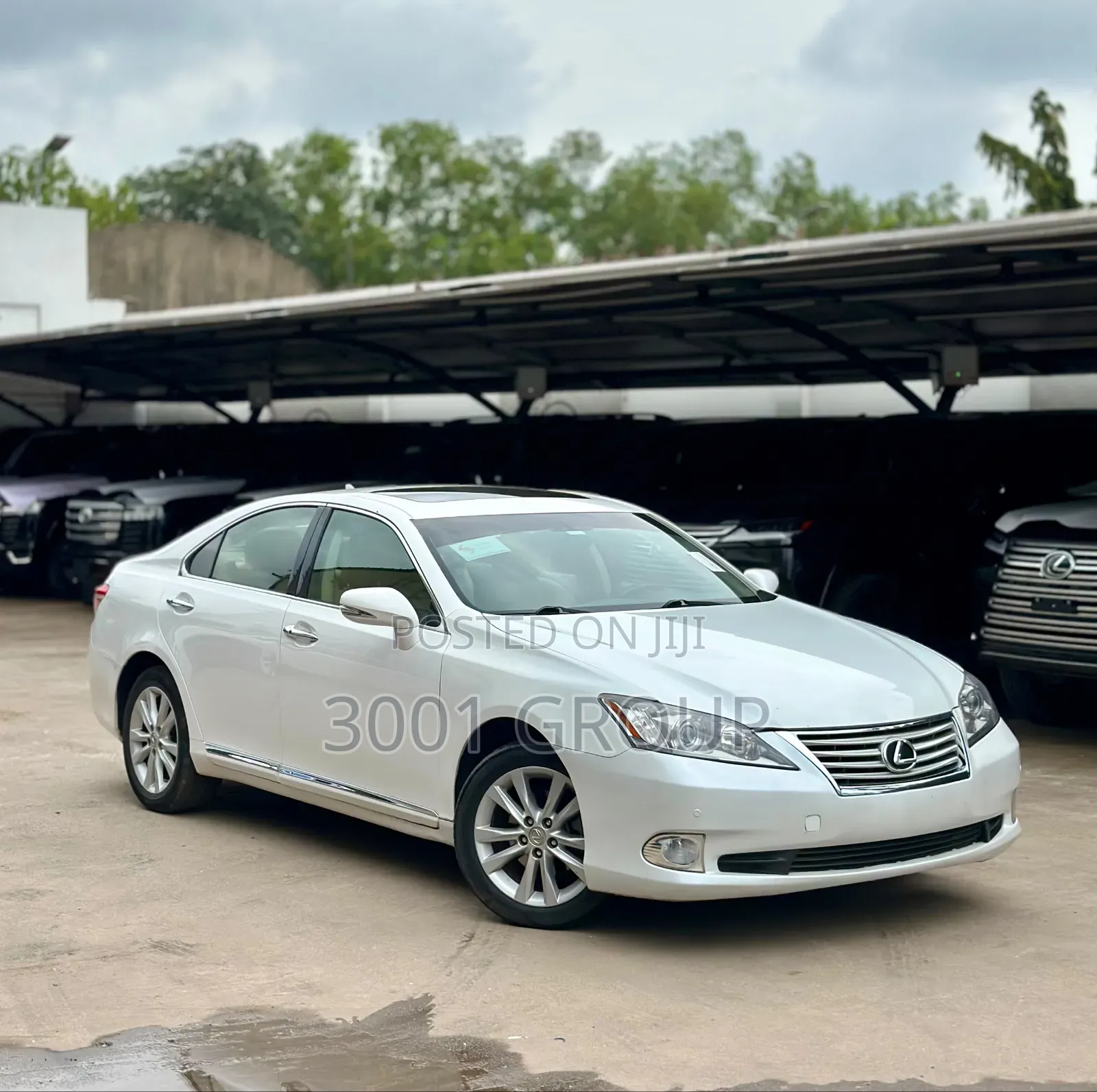 Lexus ES 2012 White