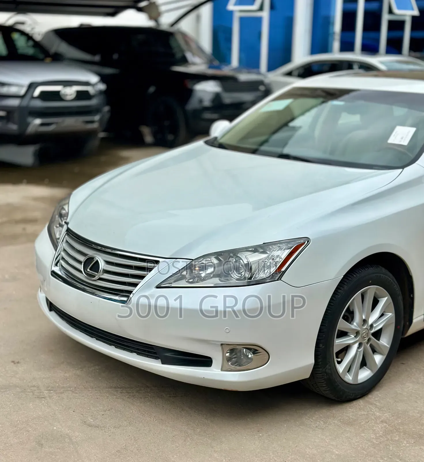 Lexus ES 2012 White