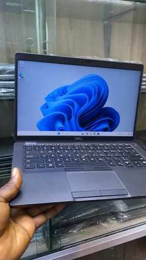 Laptop Dell Latitude 5300 8GB Intel Core i7 SSD 256GB
