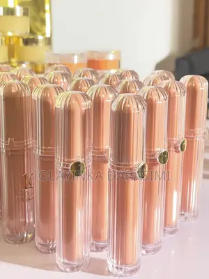 Lip Glow by Annabelle