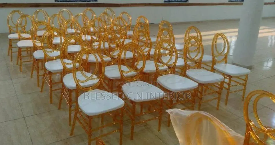 Transparency Chivalry VIP Chair
