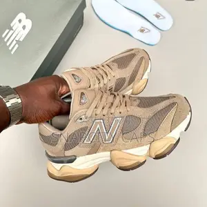 New Balance Sneakers