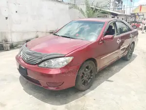 Toyota Camry 2005 Red