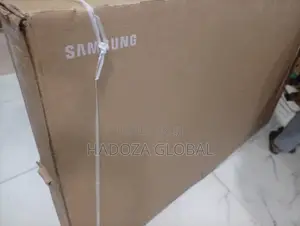 Samsung 75” Flat Screen Smart TV – Excellent Picture Quality
