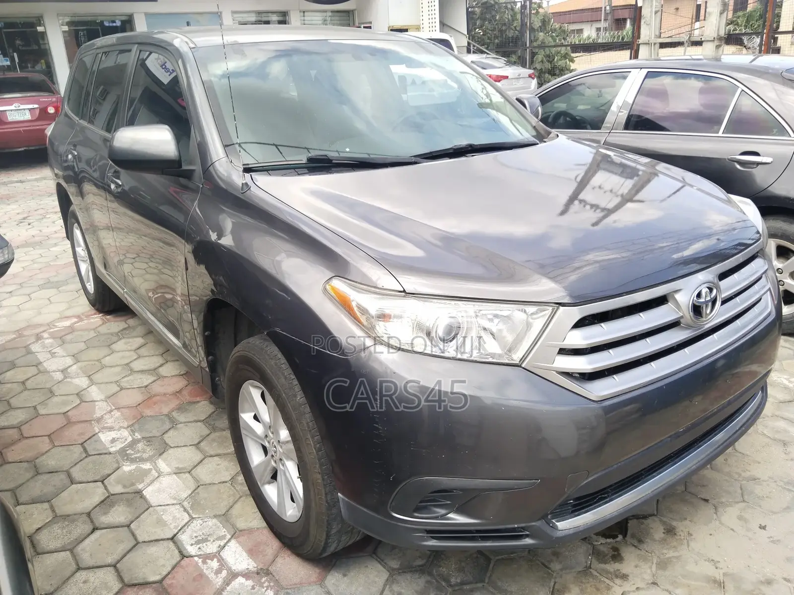 Toyota Highlander 2011 Gray