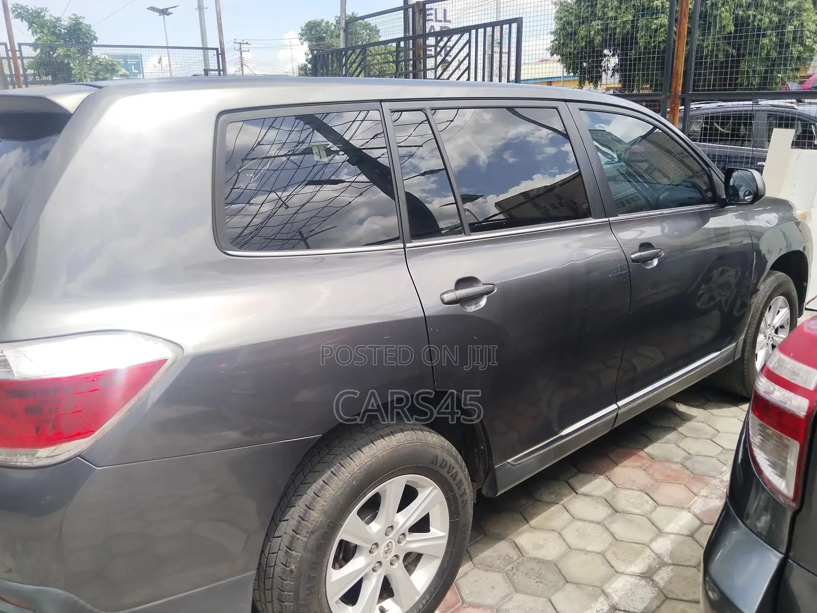 Toyota Highlander 2011 Gray