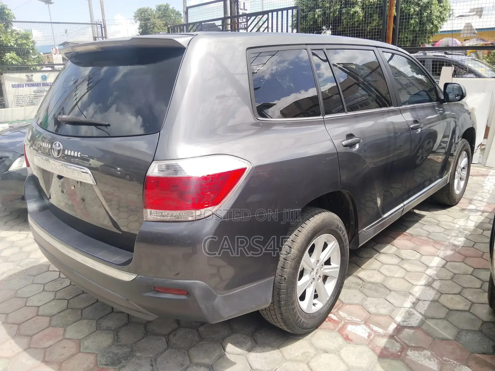 Toyota Highlander 2011 Gray
