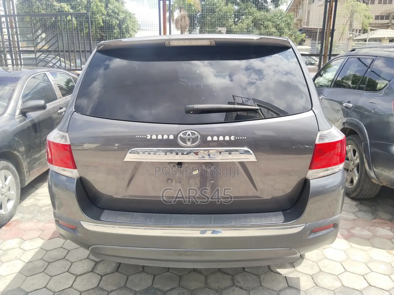 Toyota Highlander 2011 Gray
