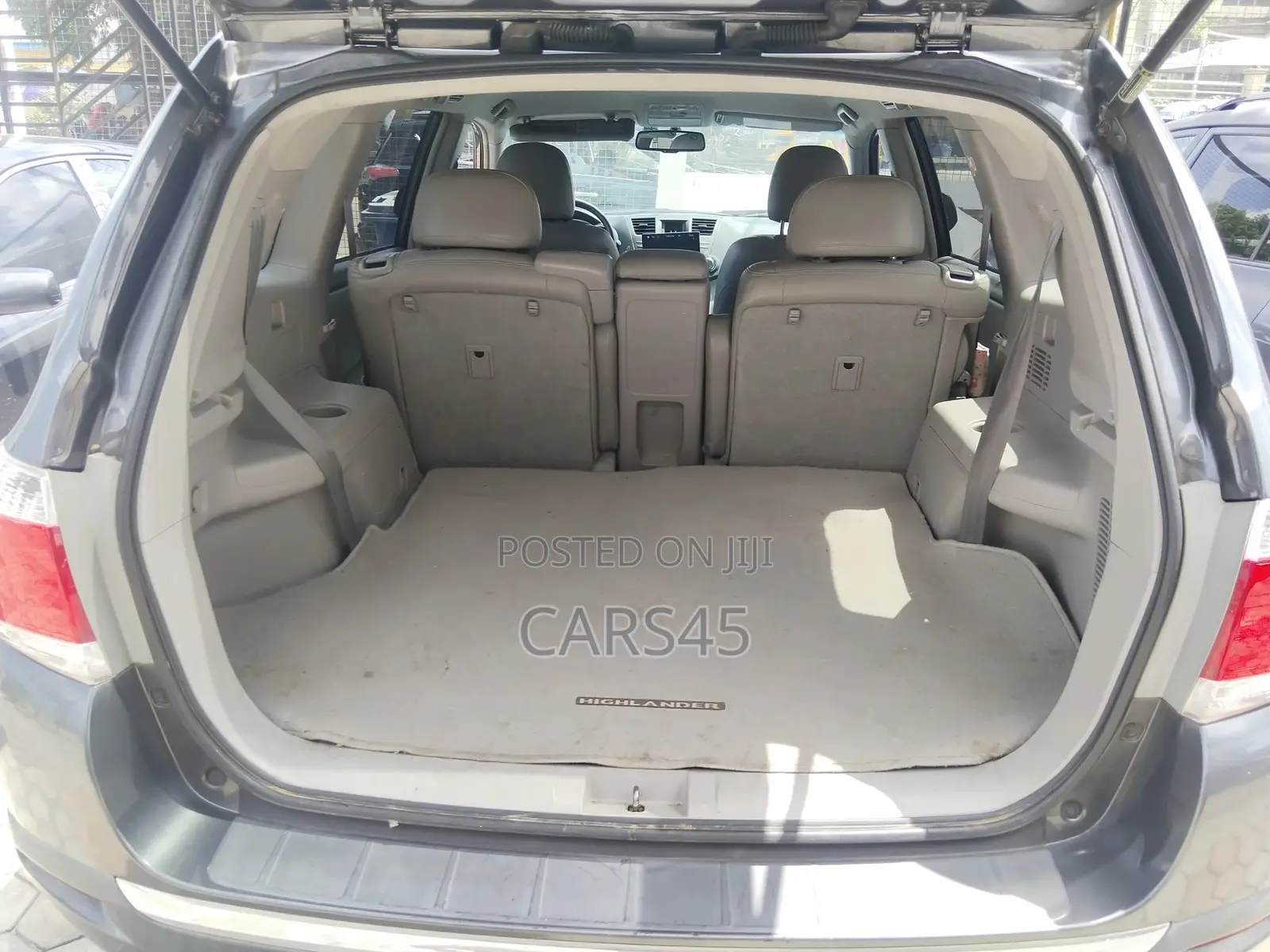 Toyota Highlander 2011 Gray